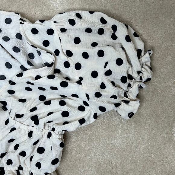 SHEIN Frenchy Polka Dot Print Tie Front Short Puff Sleeve Blouse Sz M - Picture 10 of 12